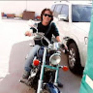 Meet your Posher, Elias